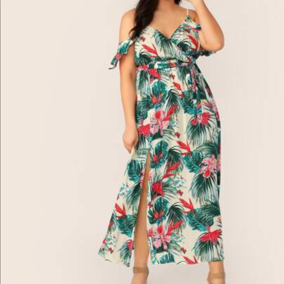 Dress - Picture 3 of 3